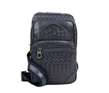 Bottega Veneta intrecciato VN cross body BV9366 blue